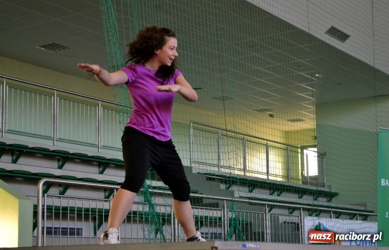 Zdjęcie w galerii na portalu naszraciborz.pl:  Raciborzanie nie zawiedli. Pełna sala na Latino Dance charytatywnie wiadomości z regionu