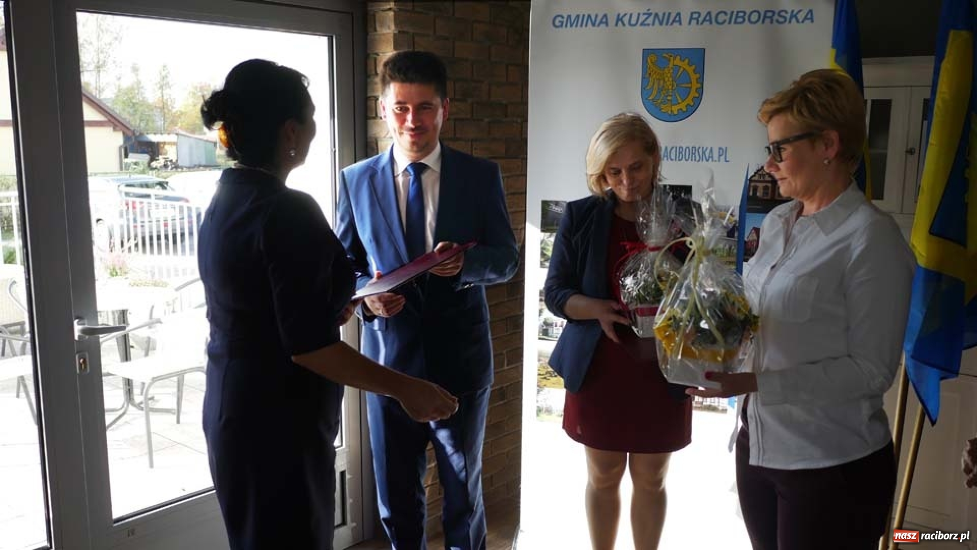 Zdjęcie w galerii na portalu naszraciborz.pl: Dzień Edukacji Narodowej w Kuźni Raciborskiej wiadomości z regionu