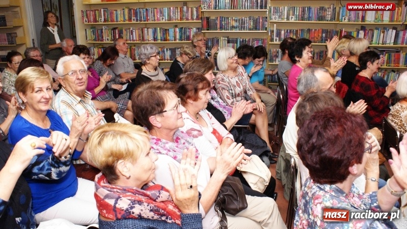 Zdjęcie w galerii na portalu naszraciborz.pl: Koncert Post Scriptum, czyli Miłość Po... w raciborskiej bibliotece wiadomości z regionu