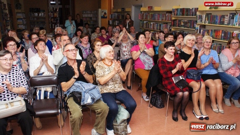 Zdjęcie w galerii na portalu naszraciborz.pl: Koncert Post Scriptum, czyli Miłość Po... w raciborskiej bibliotece wiadomości z regionu