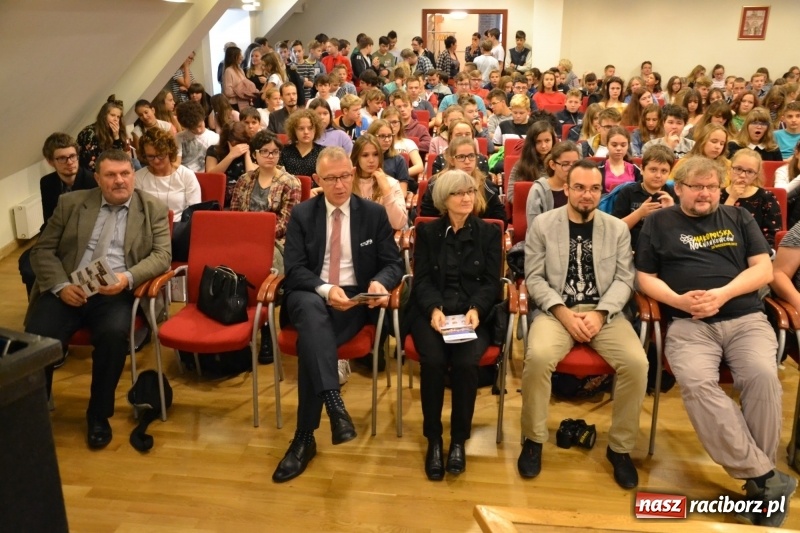 Zdjęcie w galerii na portalu naszraciborz.pl: X Raciborskie Dni Nauki i Techniki ruszyły na zamku  wiadomości z regionu