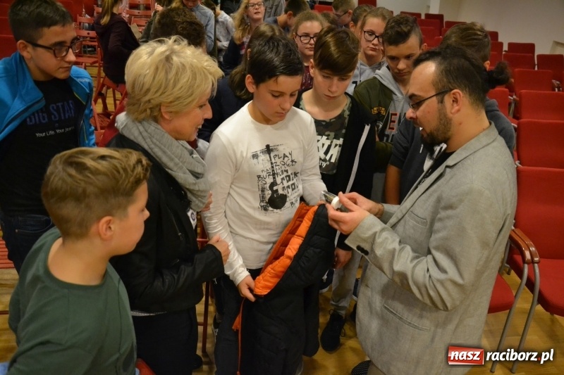 Zdjęcie w galerii na portalu naszraciborz.pl: X Raciborskie Dni Nauki i Techniki ruszyły na zamku  wiadomości z regionu