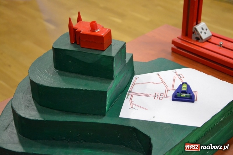 Zdjęcie w galerii na portalu naszraciborz.pl: X Raciborskie Dni Nauki i Techniki ruszyły na zamku  wiadomości z regionu