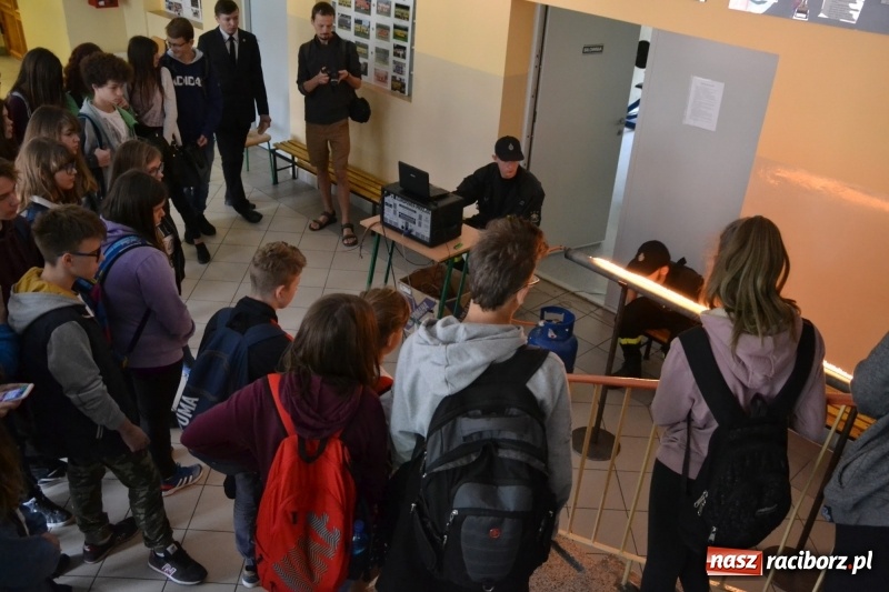 Zdjęcie w galerii na portalu naszraciborz.pl: X Raciborskie Dni Nauki i Techniki ruszyły na zamku  wiadomości z regionu