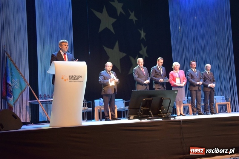 Zdjęcie w galerii na portalu naszraciborz.pl: Biznes + nauka + samorząd. Wyróżnienie dla Raciborza podczas kongresu w Katowicach wiadomości z regionu