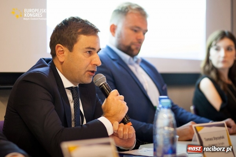 Zdjęcie w galerii na portalu naszraciborz.pl: Biznes + nauka + samorząd. Wyróżnienie dla Raciborza podczas kongresu w Katowicach wiadomości z regionu