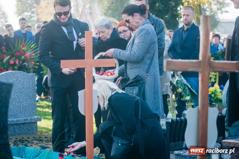 Zdjęcie w galerii na portalu naszraciborz.pl: Ostatnie pożegnanie śp. Michała Pudło, byłego dyrektora Studium Nauczycielskiego wiadomości z regionu