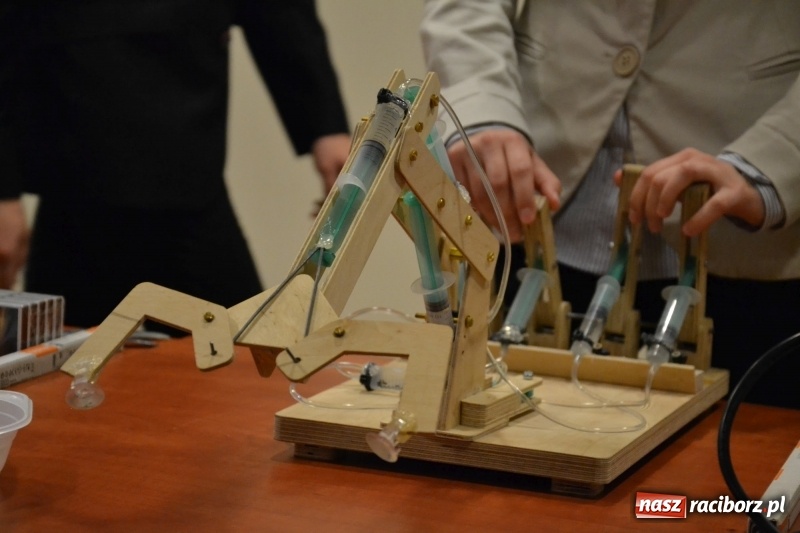 Zdjęcie w galerii na portalu naszraciborz.pl: X Raciborskie Dni Nauki i Techniki za nami wiadomości z regionu