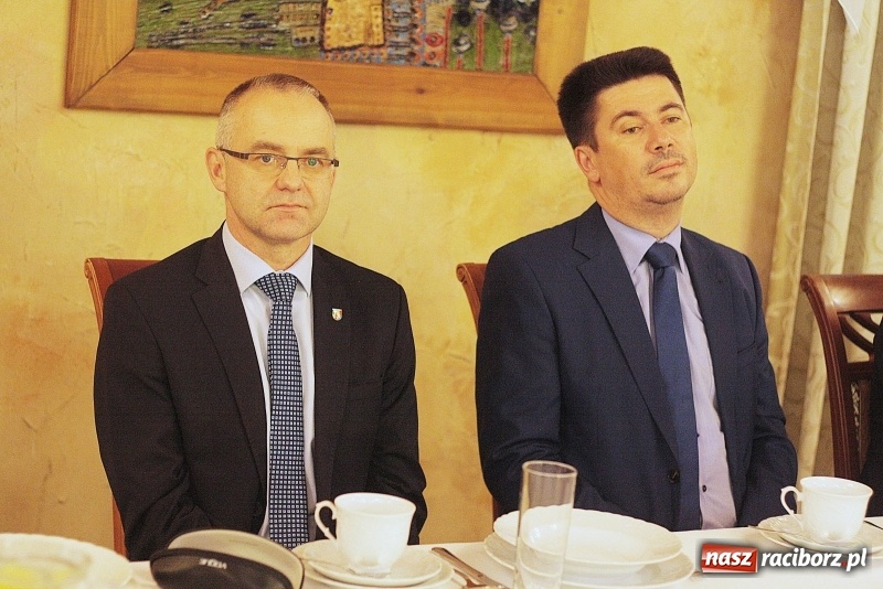 Zdjęcie w galerii na portalu naszraciborz.pl: Związkowcy z raciborskiej Solidarności świętują Dzień Edukacji Narodowej wiadomości z regionu