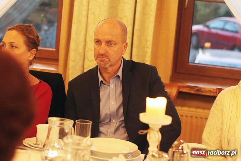 Zdjęcie w galerii na portalu naszraciborz.pl: Związkowcy z raciborskiej Solidarności świętują Dzień Edukacji Narodowej wiadomości z regionu