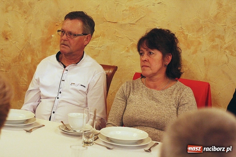 Zdjęcie w galerii na portalu naszraciborz.pl: Związkowcy z raciborskiej Solidarności świętują Dzień Edukacji Narodowej wiadomości z regionu