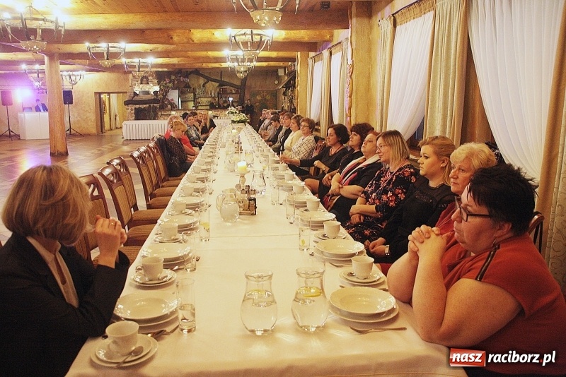 Zdjęcie w galerii na portalu naszraciborz.pl: Związkowcy z raciborskiej Solidarności świętują Dzień Edukacji Narodowej wiadomości z regionu