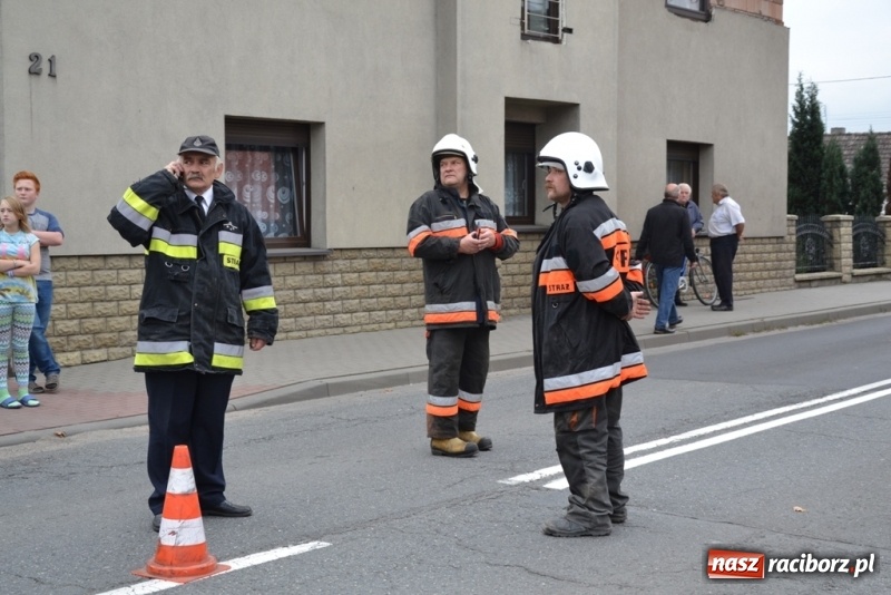 Zdjęcie w galerii na portalu naszraciborz.pl: Zderzenie trzech samochodów w Rudach  wiadomości z regionu