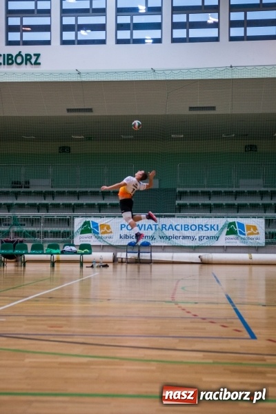 Zdjęcie w galerii na portalu naszraciborz.pl: MKSR Pyskowice nie sprawił problemów KS AZS Rafako wiadomości z regionu
