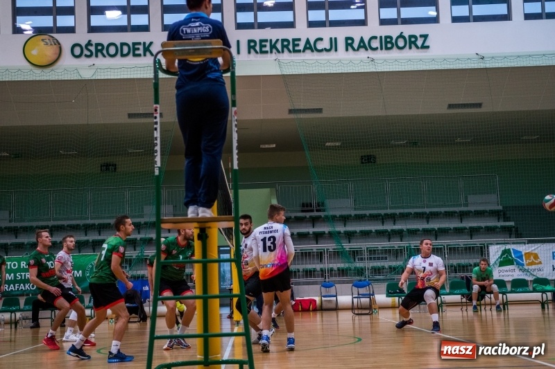 Zdjęcie w galerii na portalu naszraciborz.pl: MKSR Pyskowice nie sprawił problemów KS AZS Rafako wiadomości z regionu