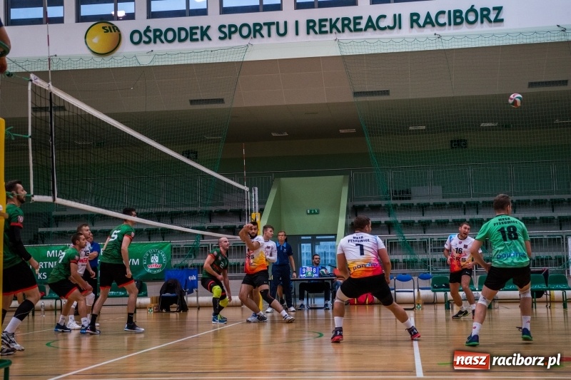 Zdjęcie w galerii na portalu naszraciborz.pl: MKSR Pyskowice nie sprawił problemów KS AZS Rafako wiadomości z regionu