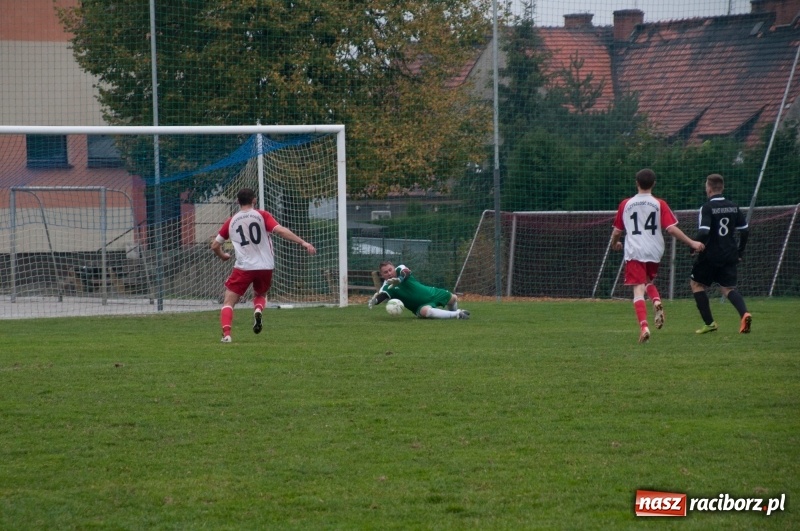 Zdjęcie w galerii na portalu naszraciborz.pl: Przyszłość Rogów II zwycięski w starciu z LKS 07 Markowice wiadomości z regionu