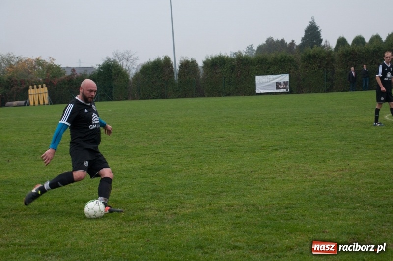 Zdjęcie w galerii na portalu naszraciborz.pl: Przyszłość Rogów II zwycięski w starciu z LKS 07 Markowice wiadomości z regionu