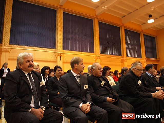 Zdjęcie w galerii na portalu naszraciborz.pl: 30 lat szkoły w Krzanowicach wiadomości z regionu