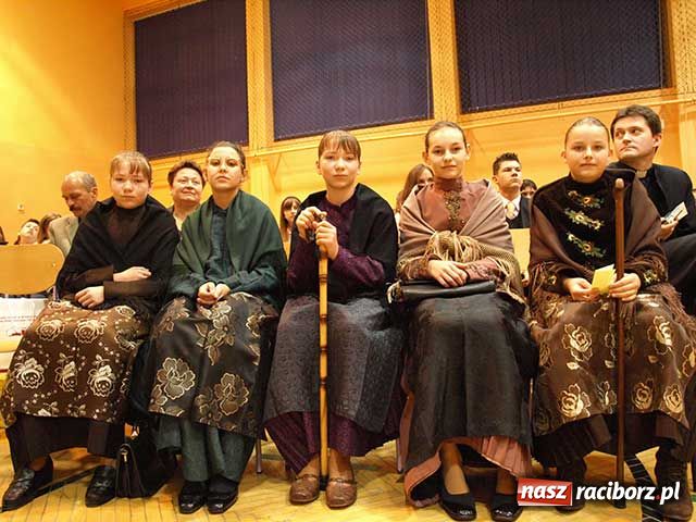 Zdjęcie w galerii na portalu naszraciborz.pl: 30 lat szkoły w Krzanowicach wiadomości z regionu