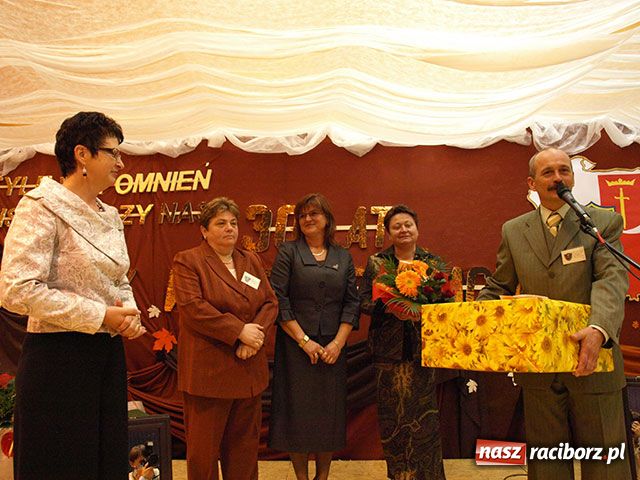 Zdjęcie w galerii na portalu naszraciborz.pl: 30 lat szkoły w Krzanowicach wiadomości z regionu