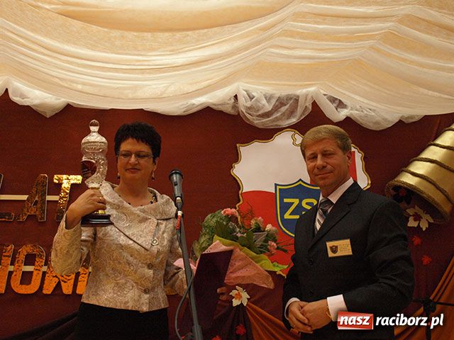 Zdjęcie w galerii na portalu naszraciborz.pl: 30 lat szkoły w Krzanowicach wiadomości z regionu