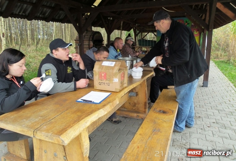 Zdjęcie w galerii na portalu naszraciborz.pl: 60-centymetrowy szczupak na zawodach na Babiczoku wiadomości z regionu
