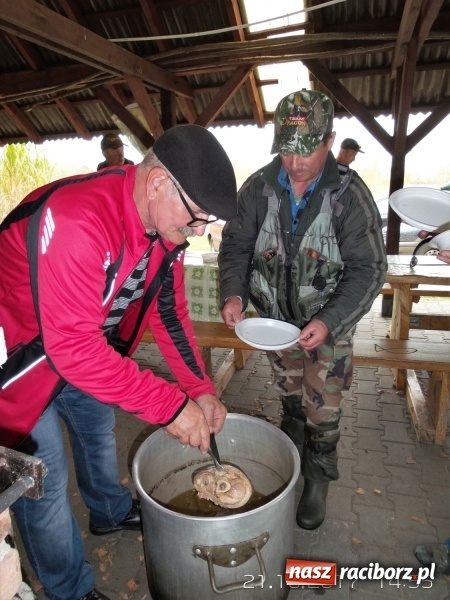 Zdjęcie w galerii na portalu naszraciborz.pl: 60-centymetrowy szczupak na zawodach na Babiczoku wiadomości z regionu