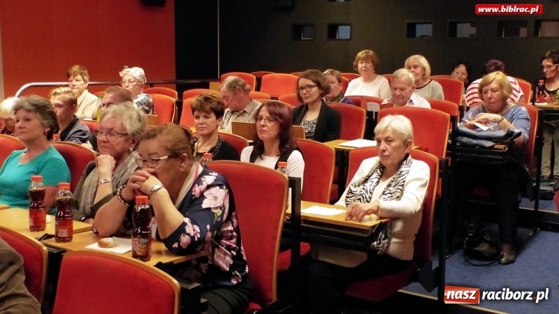 Zdjęcie w galerii na portalu naszraciborz.pl: Filmy pod specjalnym nadzorem, czyli raciborzanie gościnnie w bibliotece w Karwinie wiadomości z regionu