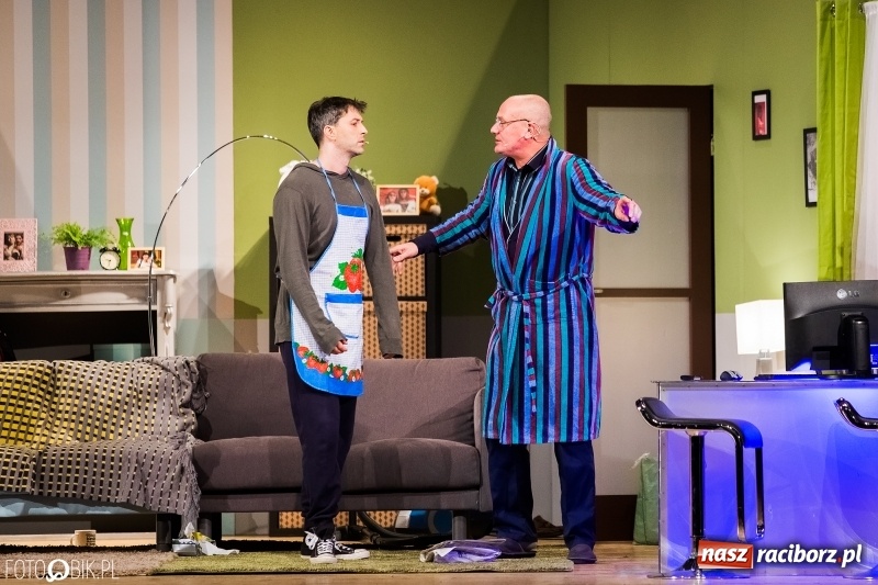 Zdjęcie w galerii na portalu naszraciborz.pl: Selfie.com.pl, czyli gwiazdy na scenie Raciborskiego Centrum Kultury wiadomości z regionu