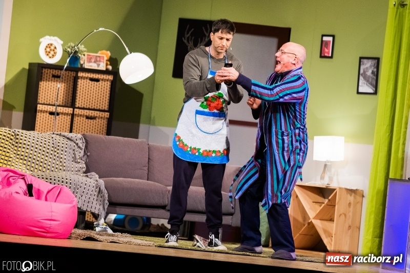 Zdjęcie w galerii na portalu naszraciborz.pl: Selfie.com.pl, czyli gwiazdy na scenie Raciborskiego Centrum Kultury wiadomości z regionu