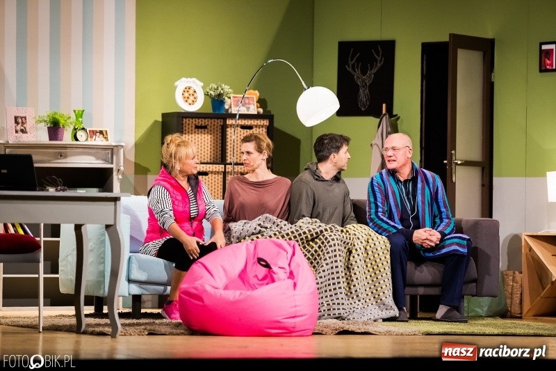 Zdjęcie w galerii na portalu naszraciborz.pl: Selfie.com.pl, czyli gwiazdy na scenie Raciborskiego Centrum Kultury wiadomości z regionu