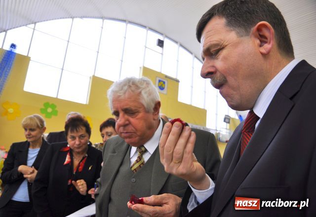 Zdjęcie w galerii na portalu naszraciborz.pl: Wielka uczta dla każdego chętnego wiadomości z regionu