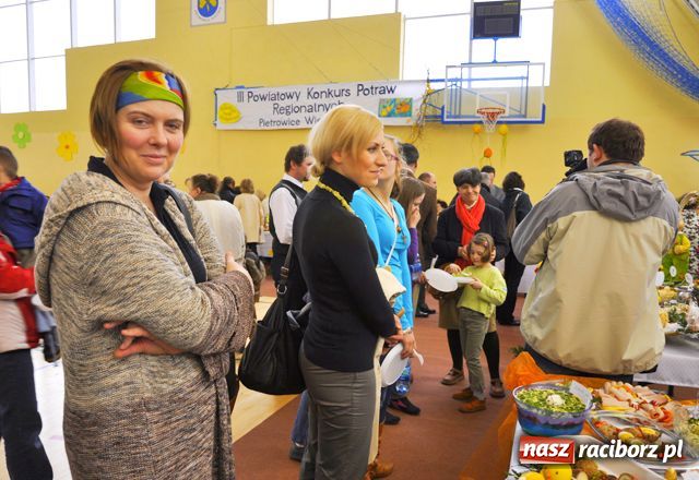 Zdjęcie w galerii na portalu naszraciborz.pl: Wielka uczta dla każdego chętnego wiadomości z regionu