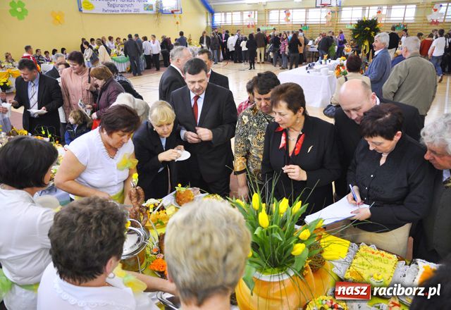 Zdjęcie w galerii na portalu naszraciborz.pl: Wielka uczta dla każdego chętnego wiadomości z regionu