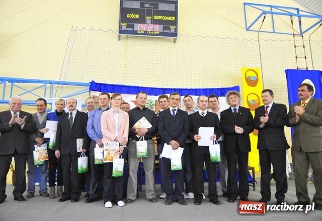 Zdjęcie w galerii na portalu naszraciborz.pl: Wielka uczta dla każdego chętnego wiadomości z regionu