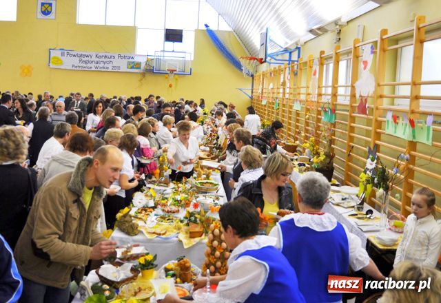 Zdjęcie w galerii na portalu naszraciborz.pl: Wielka uczta dla każdego chętnego wiadomości z regionu