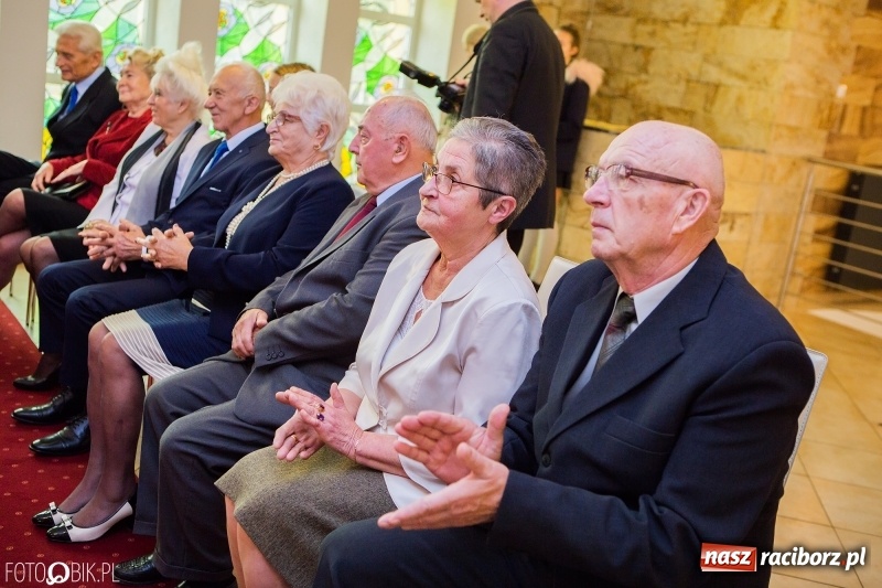 Zdjęcie w galerii na portalu naszraciborz.pl: Jubileusze 50-lecia małżeństwa w raciborskim Urzędzie Stanu Cywilnego wiadomości z regionu