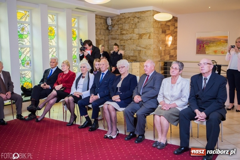 Zdjęcie w galerii na portalu naszraciborz.pl: Jubileusze 50-lecia małżeństwa w raciborskim Urzędzie Stanu Cywilnego wiadomości z regionu