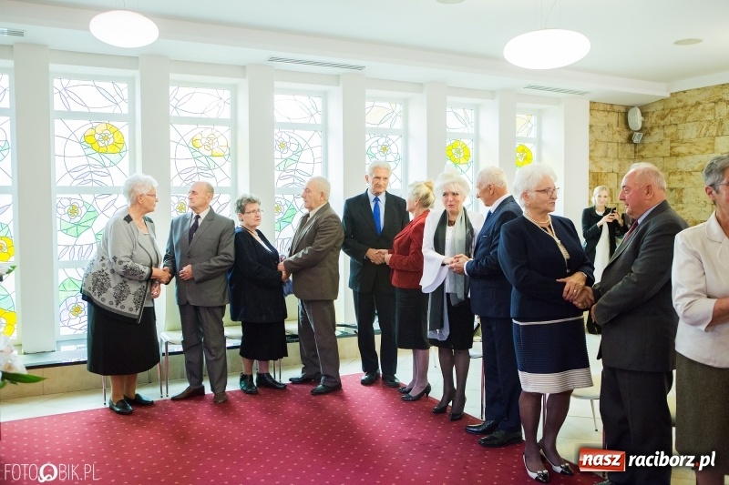 Zdjęcie w galerii na portalu naszraciborz.pl: Jubileusze 50-lecia małżeństwa w raciborskim Urzędzie Stanu Cywilnego wiadomości z regionu