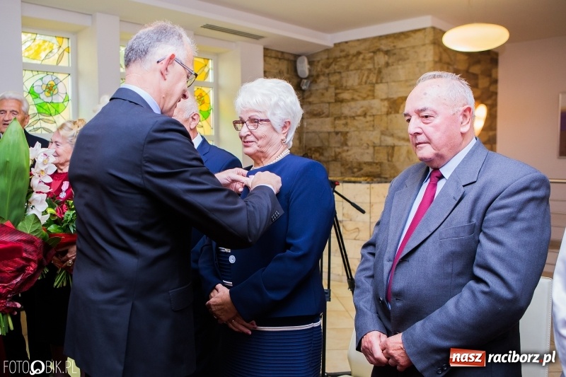 Zdjęcie w galerii na portalu naszraciborz.pl: Jubileusze 50-lecia małżeństwa w raciborskim Urzędzie Stanu Cywilnego wiadomości z regionu