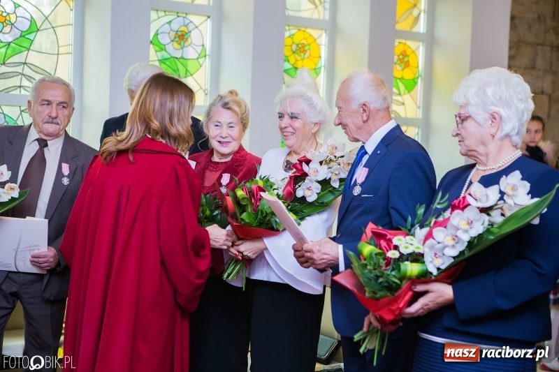 Zdjęcie w galerii na portalu naszraciborz.pl: Jubileusze 50-lecia małżeństwa w raciborskim Urzędzie Stanu Cywilnego wiadomości z regionu