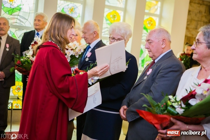 Zdjęcie w galerii na portalu naszraciborz.pl: Jubileusze 50-lecia małżeństwa w raciborskim Urzędzie Stanu Cywilnego wiadomości z regionu