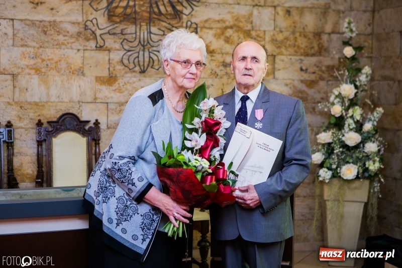 Zdjęcie w galerii na portalu naszraciborz.pl: Jubileusze 50-lecia małżeństwa w raciborskim Urzędzie Stanu Cywilnego wiadomości z regionu