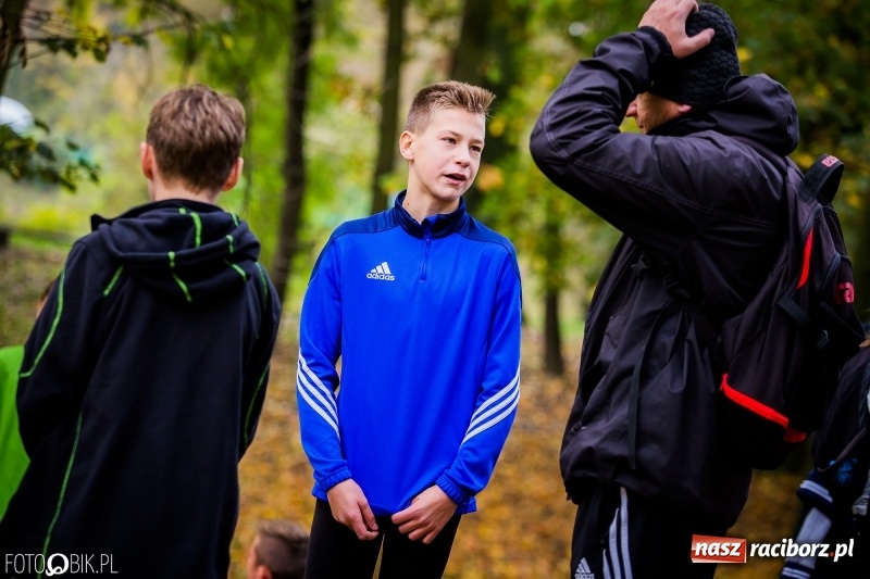 Zdjęcie w galerii na portalu naszraciborz.pl: Sztafetowe biegi przełajowe w parku Zamkowym wiadomości z regionu