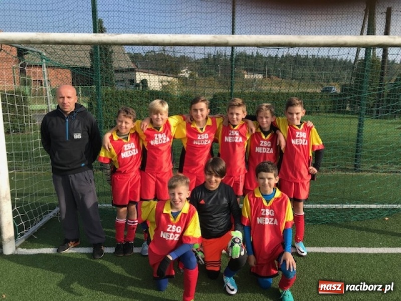 Zdjęcie w galerii na portalu naszraciborz.pl: Puchar Tymbarku. Zespół Nędzy awansował do finału powiatowego wiadomości z regionu
