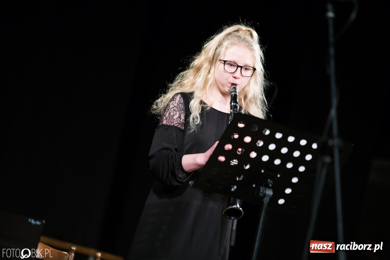 Zdjęcie w galerii na portalu naszraciborz.pl: Błogosławiony ksiądz dr Emil Szramek bohaterem Wieczoru Polskiego w Strzesze wiadomości z regionu