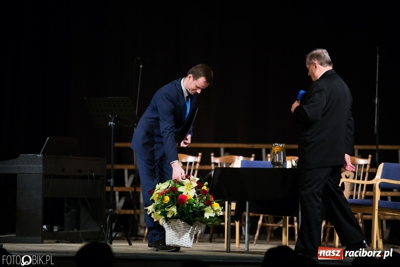 Zdjęcie w galerii na portalu naszraciborz.pl: Błogosławiony ksiądz dr Emil Szramek bohaterem Wieczoru Polskiego w Strzesze wiadomości z regionu