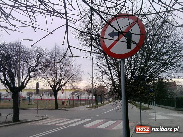 Zdjęcie w galerii na portalu naszraciborz.pl: Ktoś miał gorszy dzień w pracy wiadomości z regionu