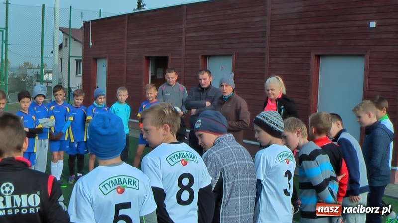 Zdjęcie w galerii na portalu naszraciborz.pl: Grzegorzowice awansowały do finału powiatowego turnieju o Puchar Tymbarku wiadomości z regionu